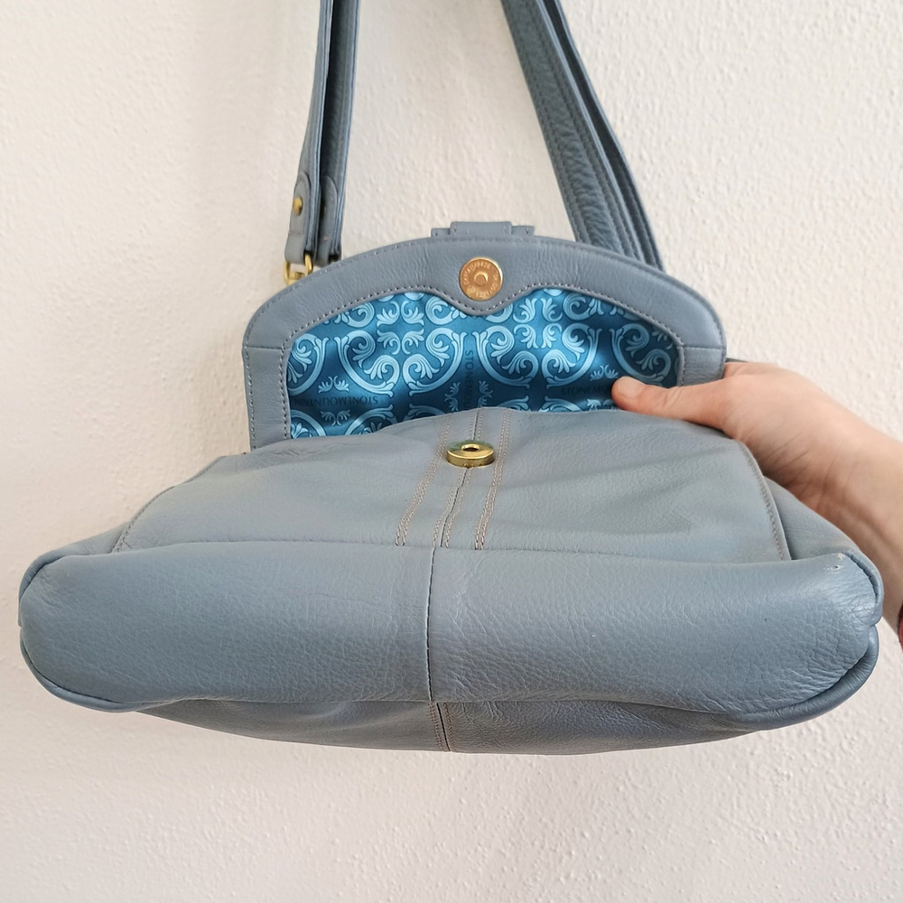 Stone Mountain Light Blue Pebble Leather Convertible Crossbody Shoulder Bag - Picture 7 of 16